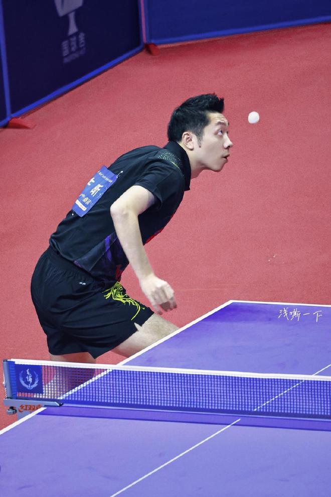 年轻球员在 年轻球员在