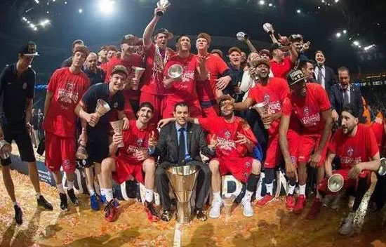 一是对半空 一是对半空